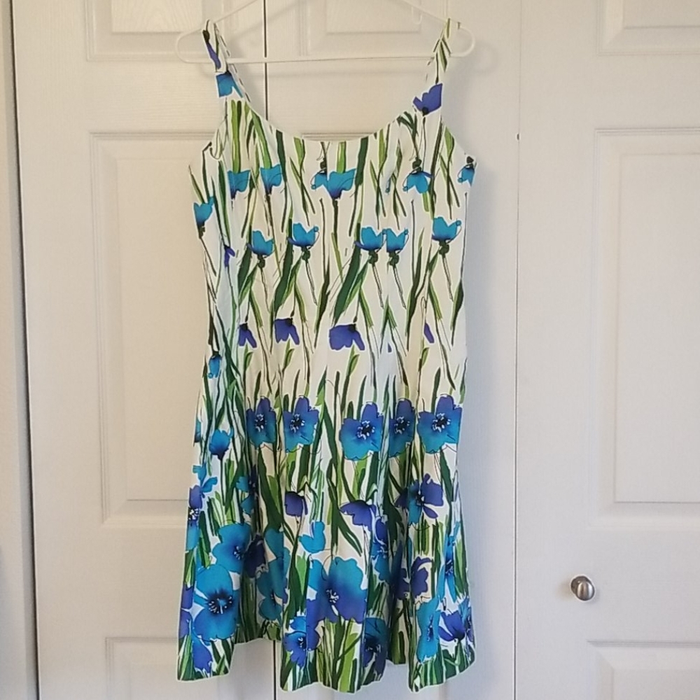 Dress Barn summer dress...size 10 💙